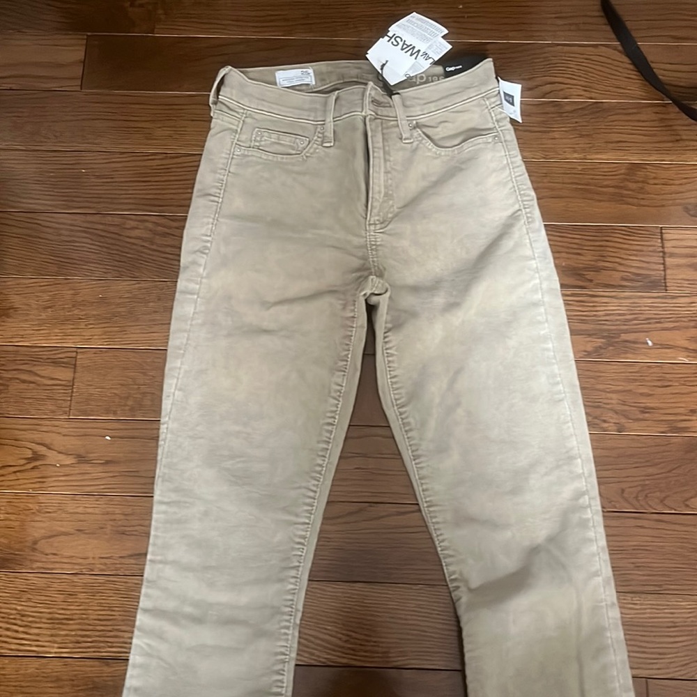 GAP Corduroy Stretch Skinny Jeans - Size 25r- Brand New with Tags